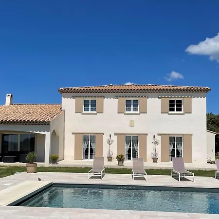 La Bastide Cezanne Natural Elegance *